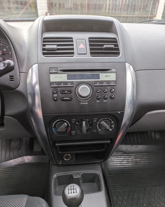 Suzuki SX4 cena 9000 przebieg: 243102, rok produkcji 2006 z Warszawa małe 172
